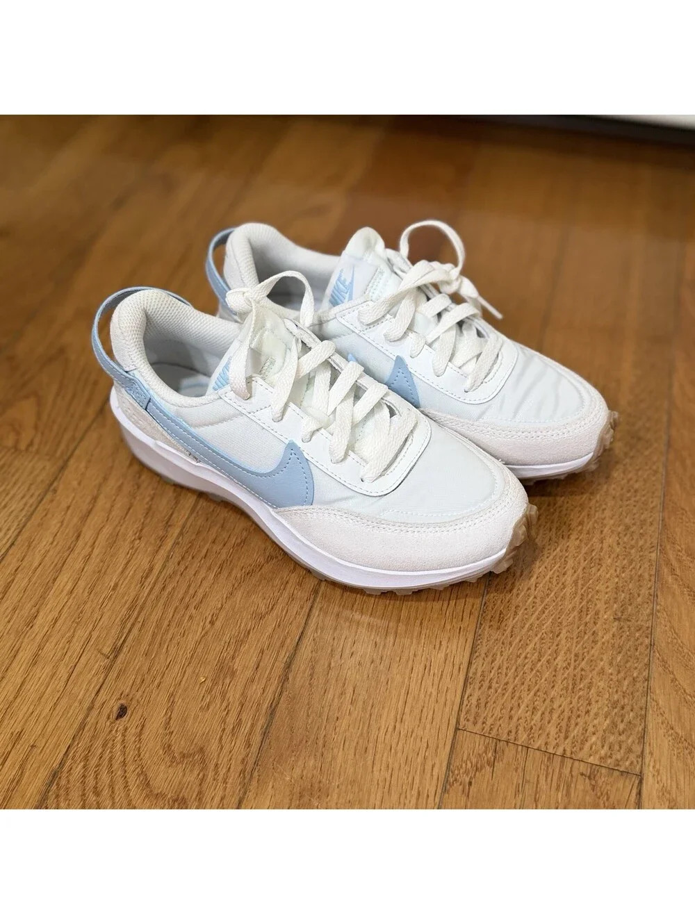 Size 5 US Women’s Nike Waffle Debut 'White Mint Foam Light Blue